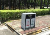 共建美麗運河 徐州地方海事免費發(fā)放船用垃圾桶