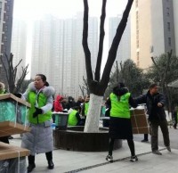 曲江新區(qū)：免費(fèi)發(fā)放千余分類垃圾桶，讓生活垃圾分類走進(jìn)千家萬(wàn)戶
