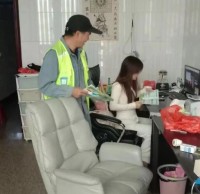 配合垃圾分類，爭做文明市民